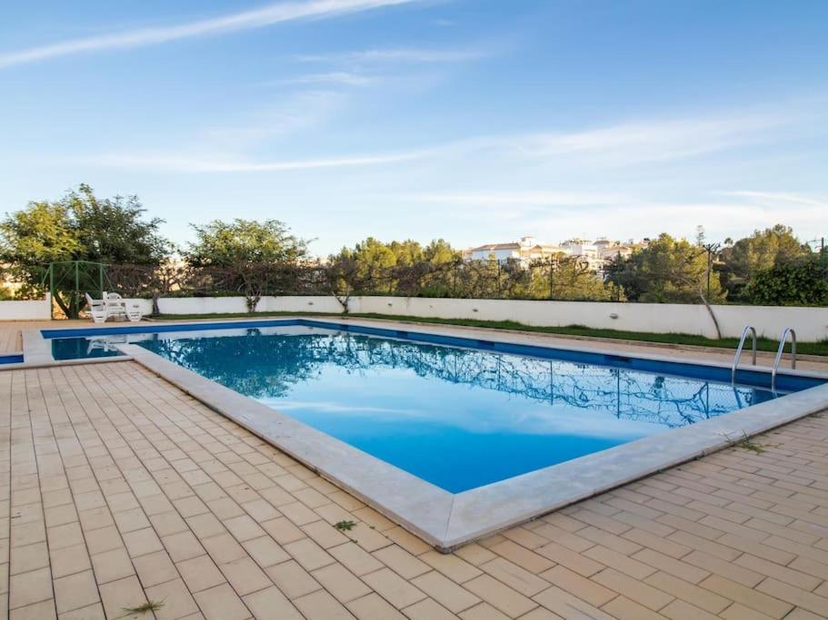 Central Apartment - Pool And Sea View & Albufeira Center Екстер'єр фото