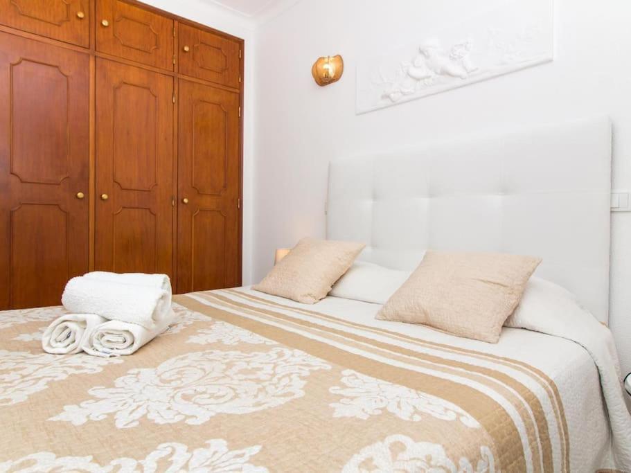 Central Apartment - Pool And Sea View & Albufeira Center Екстер'єр фото